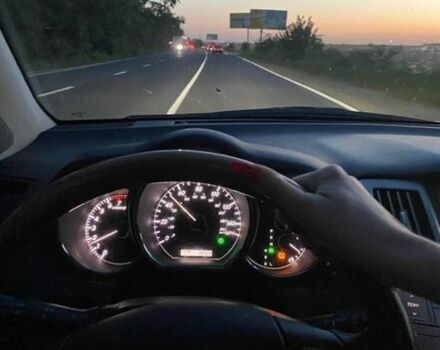 Серый Лексус РХ, объемом двигателя 3.46 л и пробегом 370 тыс. км за 9500 $, фото 7 на Automoto.ua