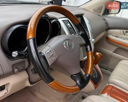 Серый Лексус РХ, объемом двигателя 3.46 л и пробегом 228 тыс. км за 12700 $, фото 65 на Automoto.ua