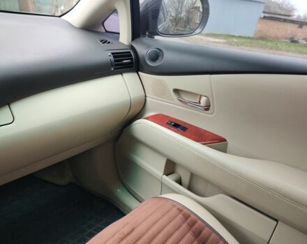 Серый Лексус РХ, объемом двигателя 3.5 л и пробегом 212 тыс. км за 19500 $, фото 3 на Automoto.ua