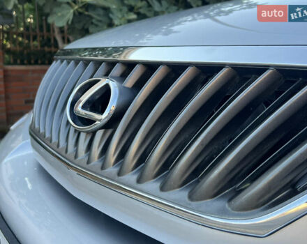 Серый Лексус РХ, объемом двигателя 3.46 л и пробегом 122 тыс. км за 12400 $, фото 12 на Automoto.ua