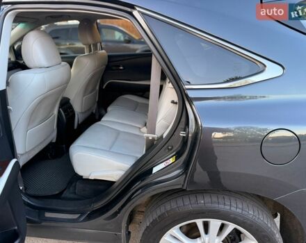 Серый Лексус РХ, объемом двигателя 3.46 л и пробегом 229 тыс. км за 14300 $, фото 14 на Automoto.ua
