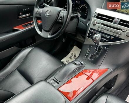 Серый Лексус РХ, объемом двигателя 3.5 л и пробегом 209 тыс. км за 15700 $, фото 18 на Automoto.ua