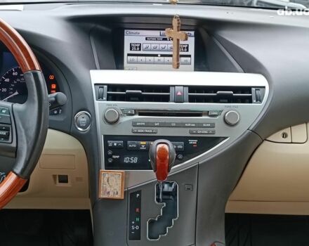 Сірий Лексус РХ, об'ємом двигуна 3.5 л та пробігом 133 тис. км за 16690 $, фото 16 на Automoto.ua