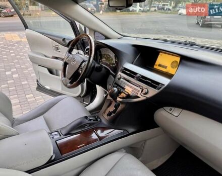 Лексус РХ 2010 в Одессе на Automoto.ua Серый Лексус РХ, объемом двигателя 3.46 л и пробегом 197 тыс. км за 13999 $, фото 58 на Automoto.ua