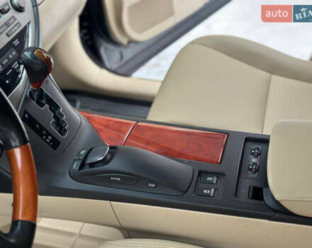 Серый Лексус РХ, объемом двигателя 3.46 л и пробегом 185 тыс. км за 17700 $, фото 6 на Automoto.ua