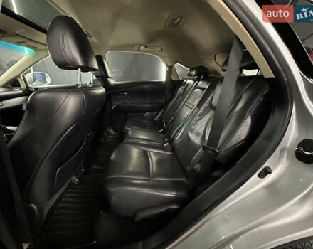 Сірий Лексус РХ, об'ємом двигуна 3.46 л та пробігом 264 тис. км за 12950 $, фото 25 на Automoto.ua