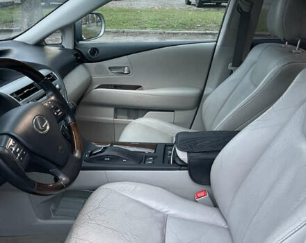 Сірий Лексус РХ, об'ємом двигуна 3.46 л та пробігом 225 тис. км за 17000 $, фото 18 на Automoto.ua