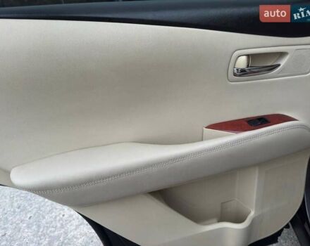 Сірий Лексус РХ, об'ємом двигуна 3.5 л та пробігом 198 тис. км за 16350 $, фото 30 на Automoto.ua