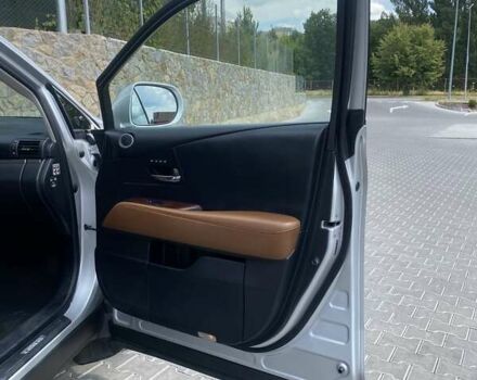 Серый Лексус РХ, объемом двигателя 3.46 л и пробегом 300 тыс. км за 16350 $, фото 17 на Automoto.ua