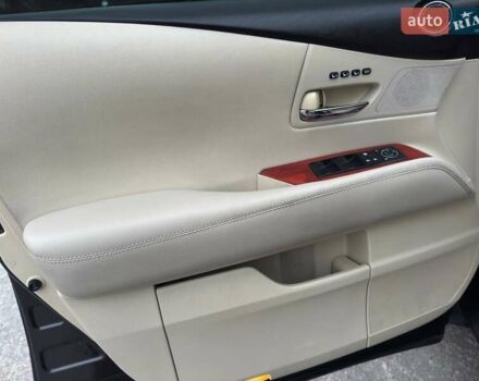 Сірий Лексус РХ, об'ємом двигуна 3.5 л та пробігом 198 тис. км за 16350 $, фото 21 на Automoto.ua
