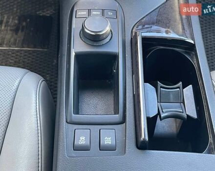 Сірий Лексус РХ, об'ємом двигуна 3.5 л та пробігом 188 тис. км за 16500 $, фото 26 на Automoto.ua