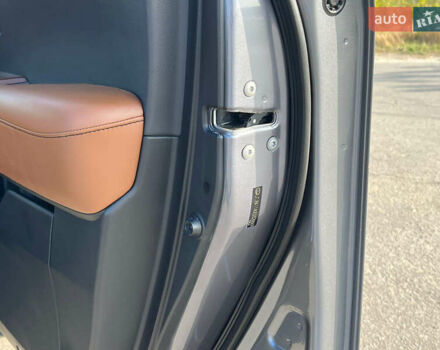 Сірий Лексус РХ, об'ємом двигуна 3.5 л та пробігом 201 тис. км за 22800 $, фото 23 на Automoto.ua