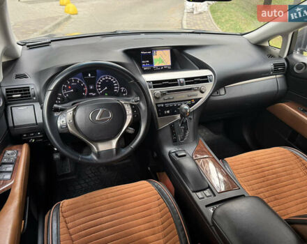 Лексус РХ 2013 в Киеве на Automoto.ua Серый Лексус РХ, объемом двигателя 3.5 л и пробегом 182 тыс. км за 23400 $, фото 37 на Automoto.ua