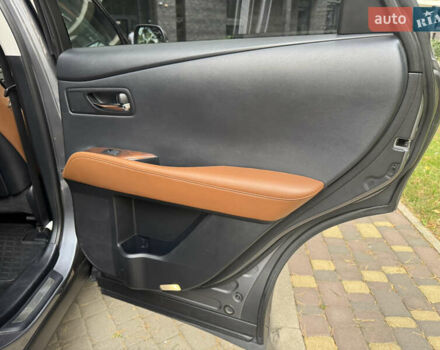 Лексус РХ 2013 в Киеве на Automoto.ua Серый Лексус РХ, объемом двигателя 3.5 л и пробегом 182 тыс. км за 23400 $, фото 48 на Automoto.ua