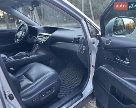 Сірий Лексус РХ, об'ємом двигуна 3.5 л та пробігом 201 тис. км за 17900 $, фото 16 на Automoto.ua