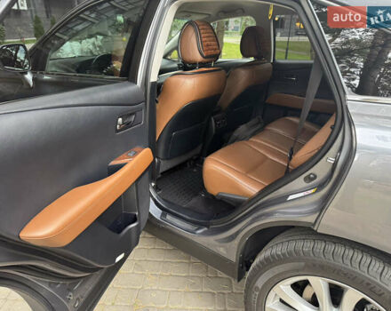 Лексус РХ 2013 в Киеве на Automoto.ua Серый Лексус РХ, объемом двигателя 3.5 л и пробегом 182 тыс. км за 23400 $, фото 33 на Automoto.ua