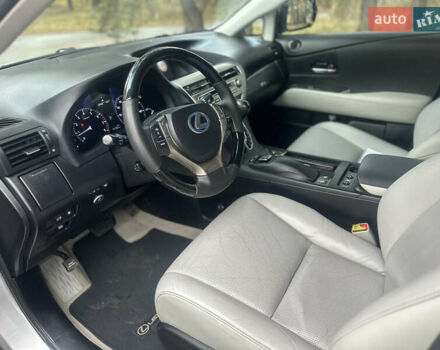Серый Лексус РХ, объемом двигателя 3.46 л и пробегом 150 тыс. км за 18900 $, фото 9 на Automoto.ua