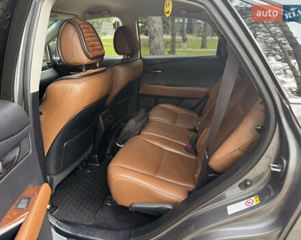 Лексус РХ 2013 в Киеве на Automoto.ua Серый Лексус РХ, объемом двигателя 3.5 л и пробегом 182 тыс. км за 23400 $, фото 34 на Automoto.ua