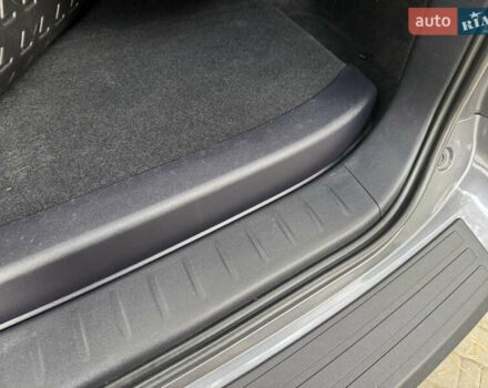 Лексус РХ 2013 в Киеве на Automoto.ua Серый Лексус РХ, объемом двигателя 3.5 л и пробегом 182 тыс. км за 23400 $, фото 53 на Automoto.ua