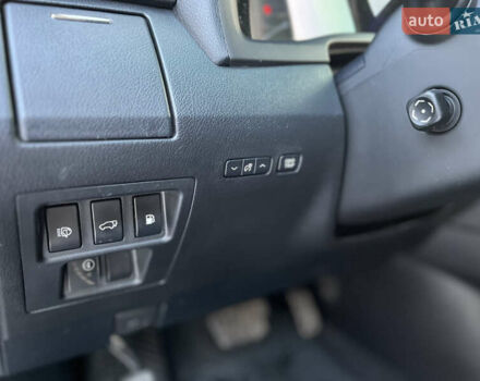 Серый Лексус РХ, объемом двигателя 3.46 л и пробегом 189 тыс. км за 18900 $, фото 25 на Automoto.ua