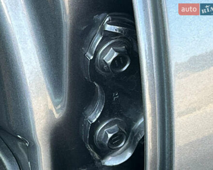 Сірий Лексус РХ, об'ємом двигуна 3.5 л та пробігом 201 тис. км за 22800 $, фото 6 на Automoto.ua