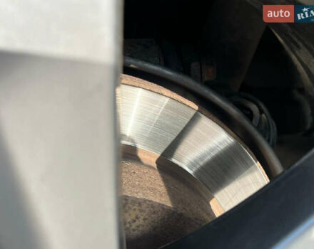 Сірий Лексус РХ, об'ємом двигуна 3.5 л та пробігом 201 тис. км за 22800 $, фото 1 на Automoto.ua