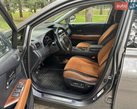 Лексус РХ 2013 в Киеве на Automoto.ua Серый Лексус РХ, объемом двигателя 3.5 л и пробегом 182 тыс. км за 23400 $, фото 28 на Automoto.ua