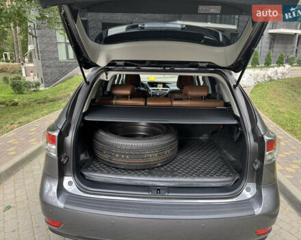 Лексус РХ 2013 в Киеве на Automoto.ua Серый Лексус РХ, объемом двигателя 3.5 л и пробегом 182 тыс. км за 23400 $, фото 52 на Automoto.ua