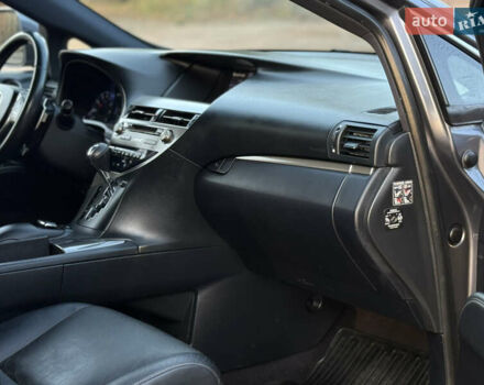 Серый Лексус РХ, объемом двигателя 3.5 л и пробегом 227 тыс. км за 21999 $, фото 30 на Automoto.ua