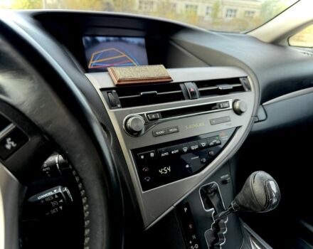 Лексус РХ 2014 в Изюме на Automoto.ua Серый Лексус РХ, объемом двигателя 3.5 л и пробегом 280 тыс. км за 16999 $, фото 6 на Automoto.ua