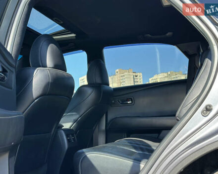 Серый Лексус РХ, объемом двигателя 3.46 л и пробегом 145 тыс. км за 28000 $, фото 17 на Automoto.ua