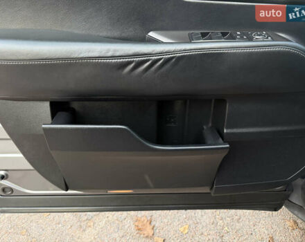 Серый Лексус РХ, объемом двигателя 3.5 л и пробегом 227 тыс. км за 21999 $, фото 18 на Automoto.ua