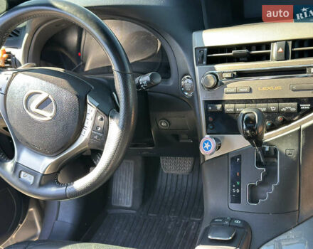 Серый Лексус РХ, объемом двигателя 3.46 л и пробегом 145 тыс. км за 28000 $, фото 30 на Automoto.ua