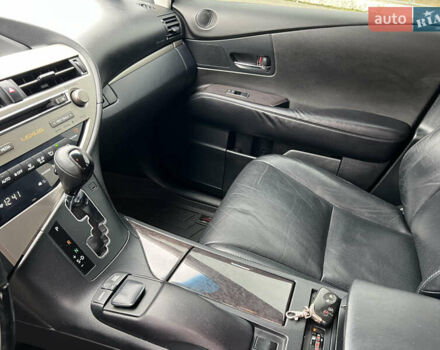 Серый Лексус РХ, объемом двигателя 3.46 л и пробегом 187 тыс. км за 19700 $, фото 16 на Automoto.ua