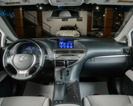 Сірий Лексус РХ, об'ємом двигуна 35 л та пробігом 80 тис. км за 31000 $, фото 23 на Automoto.ua