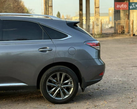 Серый Лексус РХ, объемом двигателя 3.5 л и пробегом 227 тыс. км за 21999 $, фото 3 на Automoto.ua