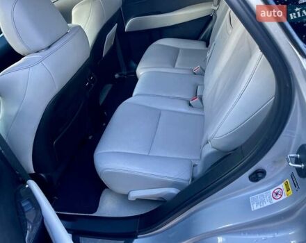 Серый Лексус РХ, объемом двигателя 3.46 л и пробегом 114 тыс. км за 17900 $, фото 7 на Automoto.ua