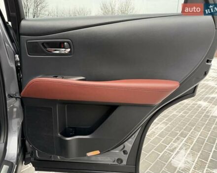 Серый Лексус РХ, объемом двигателя 3.46 л и пробегом 135 тыс. км за 23700 $, фото 113 на Automoto.ua