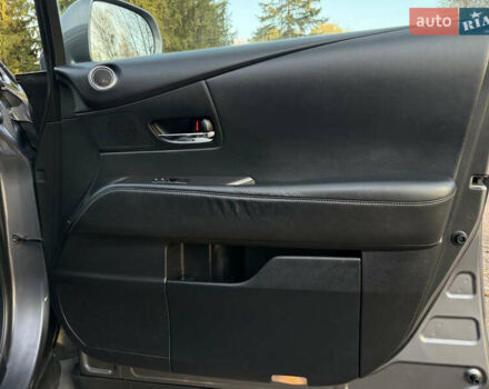 Серый Лексус РХ, объемом двигателя 3.5 л и пробегом 227 тыс. км за 21999 $, фото 29 на Automoto.ua