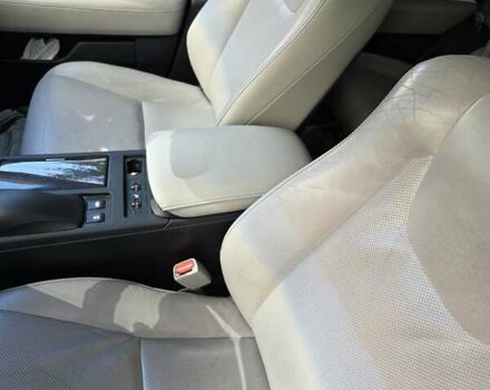 Серый Лексус РХ, объемом двигателя 3.46 л и пробегом 205 тыс. км за 29500 $, фото 9 на Automoto.ua