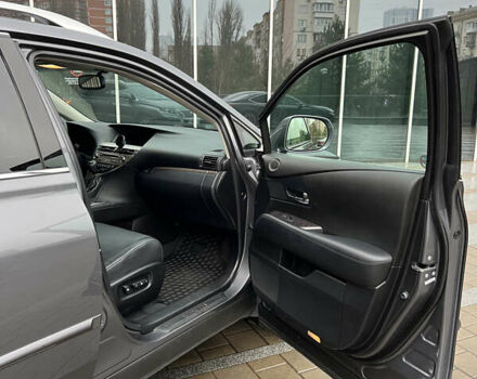 Серый Лексус РХ, объемом двигателя 3.5 л и пробегом 190 тыс. км за 22200 $, фото 13 на Automoto.ua