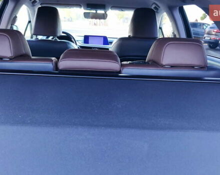 Сірий Лексус РХ, об'ємом двигуна 2 л та пробігом 101 тис. км за 33300 $, фото 23 на Automoto.ua