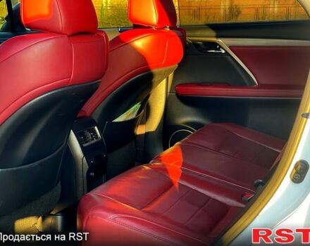 Серый Лексус РХ, объемом двигателя 2 л и пробегом 260 тыс. км за 28500 $, фото 3 на Automoto.ua