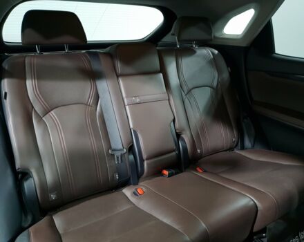Серый Лексус РХ, объемом двигателя 2 л и пробегом 27 тыс. км за 52999 $, фото 6 на Automoto.ua