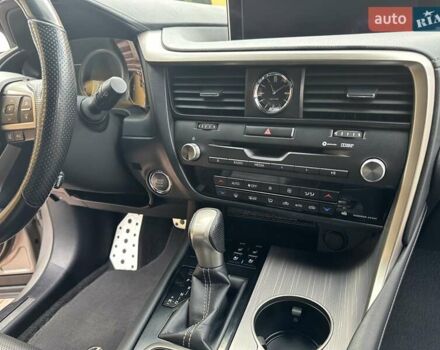 Серый Лексус РХ, объемом двигателя 2 л и пробегом 229 тыс. км за 29900 $, фото 19 на Automoto.ua