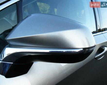 Сірий Лексус РХ, об'ємом двигуна 2 л та пробігом 101 тис. км за 33300 $, фото 11 на Automoto.ua