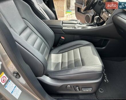 Серый Лексус РХ, объемом двигателя 2 л и пробегом 229 тыс. км за 29900 $, фото 23 на Automoto.ua