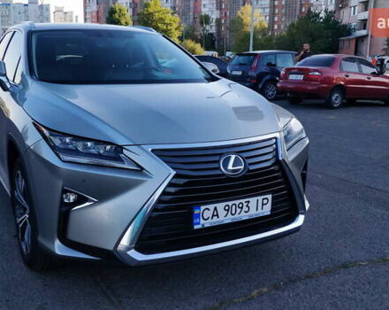 Сірий Лексус РХ, об'ємом двигуна 2 л та пробігом 101 тис. км за 33300 $, фото 3 на Automoto.ua