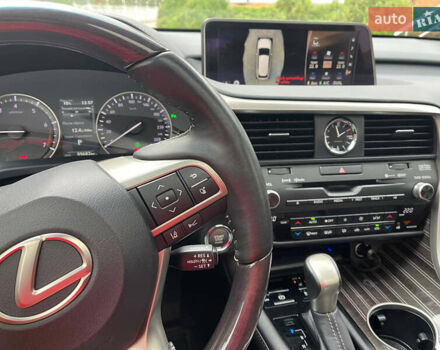 Лексус РХ 2017 в Киеве на Automoto.ua Серый Лексус РХ, объемом двигателя 3.46 л и пробегом 99 тыс. км за 31999 $, фото 19 на Automoto.ua