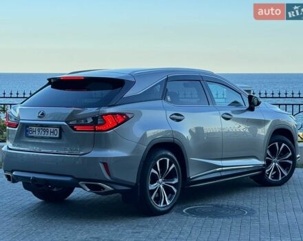Сірий Лексус РХ, об'ємом двигуна 2 л та пробігом 100 тис. км за 27900 $, фото 7 на Automoto.ua
